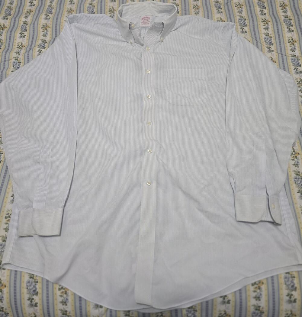 Brooks Brothers Dress Shirt Mens 17.5 35 White Blue pin Stripe 100% Cotton